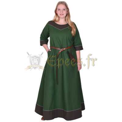 Robe médiévale soldée fin de série